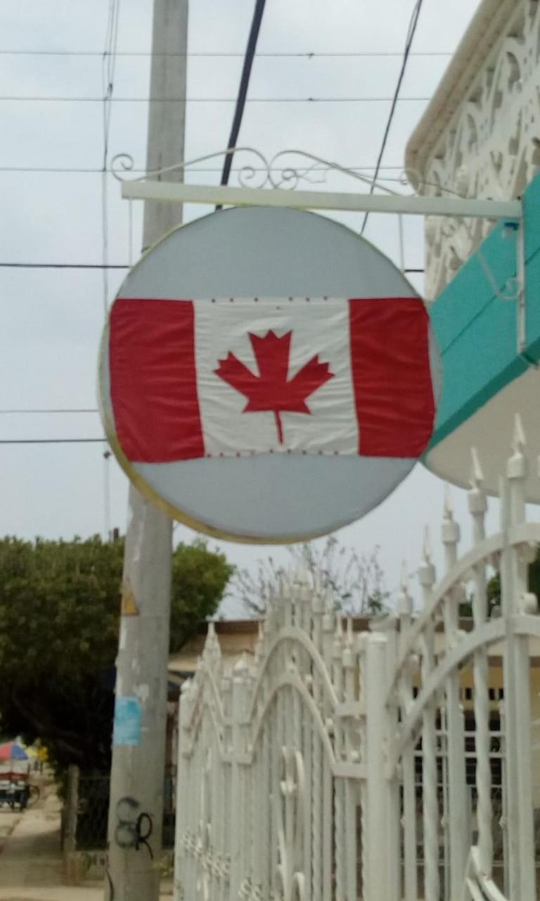 Canadian House Tolú Eksteriør bilde